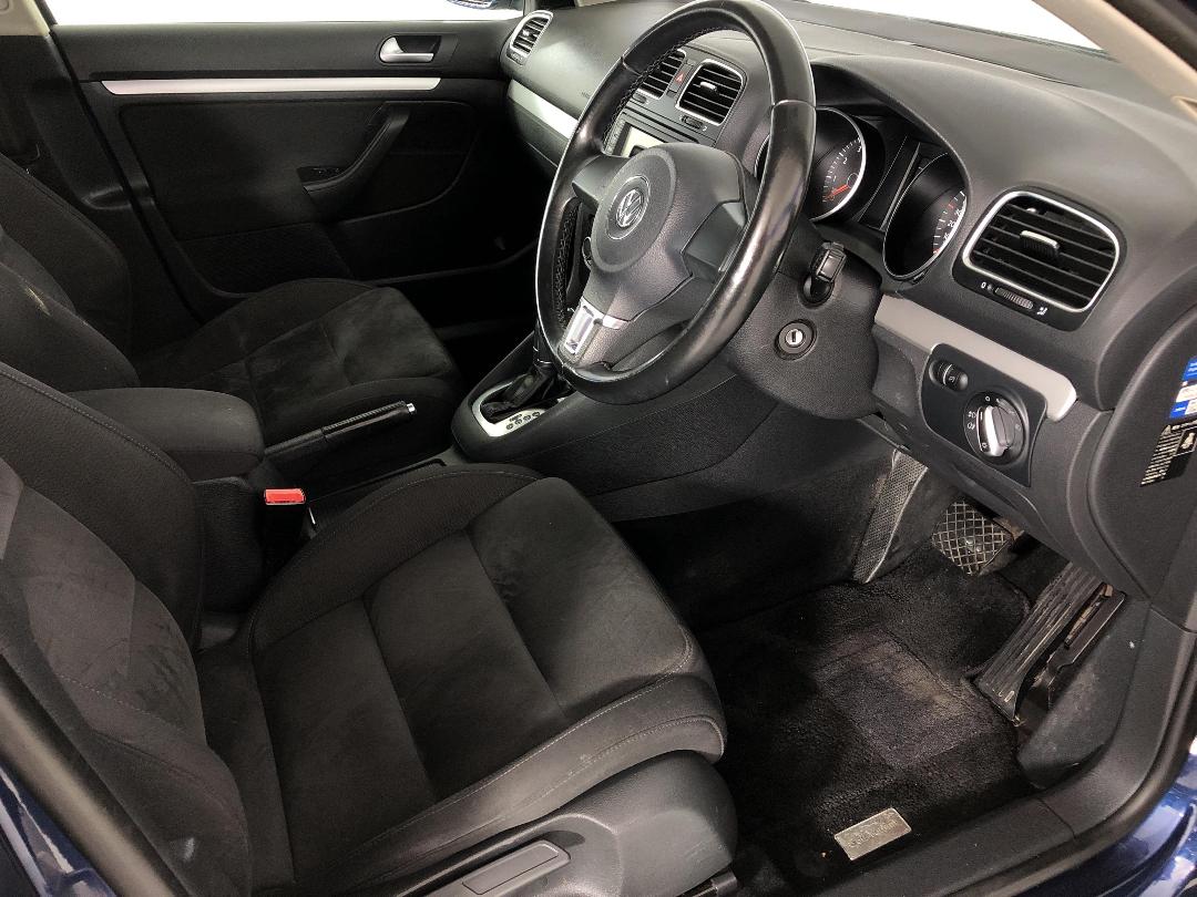 Photo '16' of Volkswagen Golf Photo '16' of Volkswagen Golf