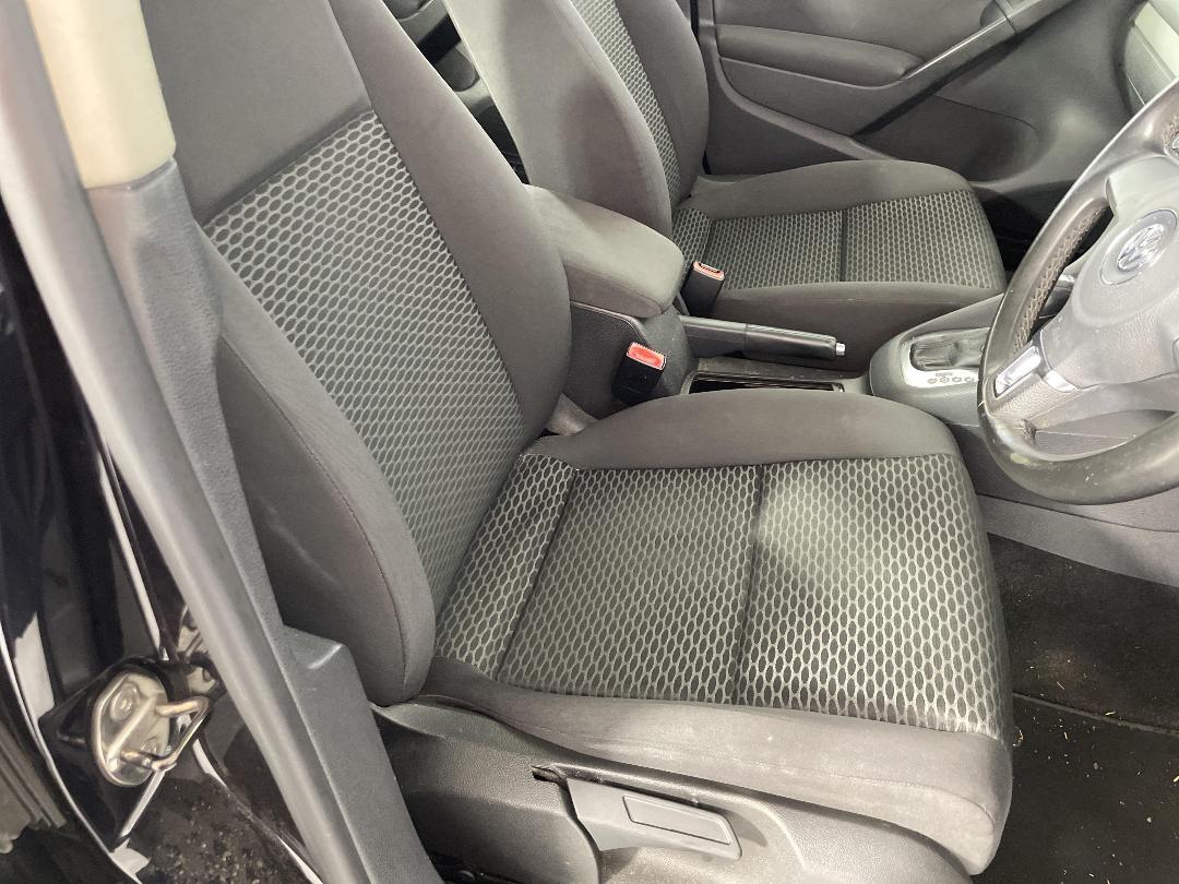 Photo '14' of Volkswagen Golf VI 77KW TSI