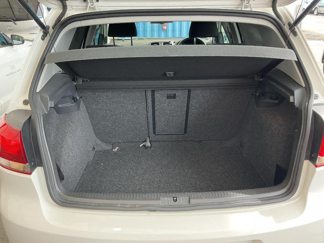 Photo '13' of Volkswagen Golf Photo '13' of Volkswagen Golf