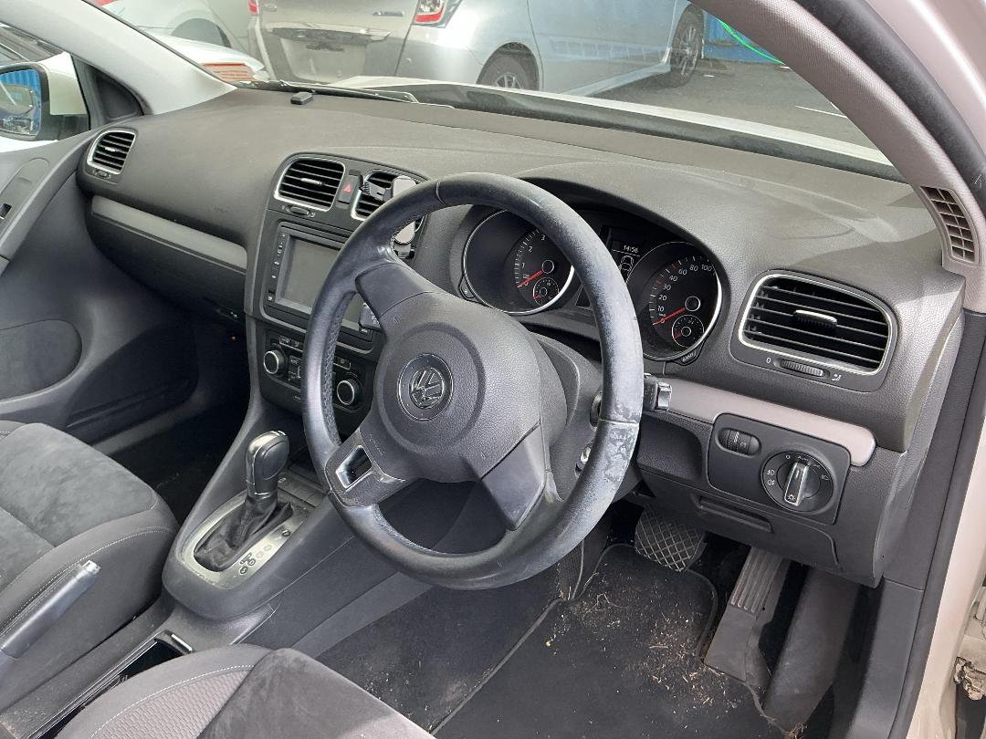 Photo '19' of Volkswagen Golf Photo '19' of Volkswagen Golf