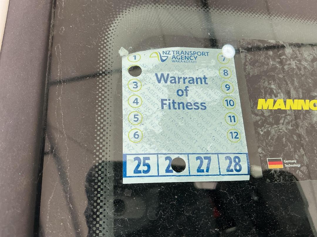 Photo '24' of Volkswagen Golf Photo '24' of Volkswagen Golf