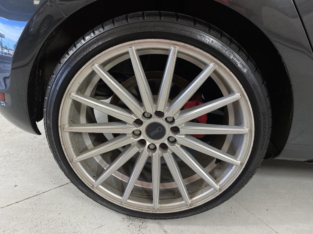 Photo '12' of Volkswagen Golf