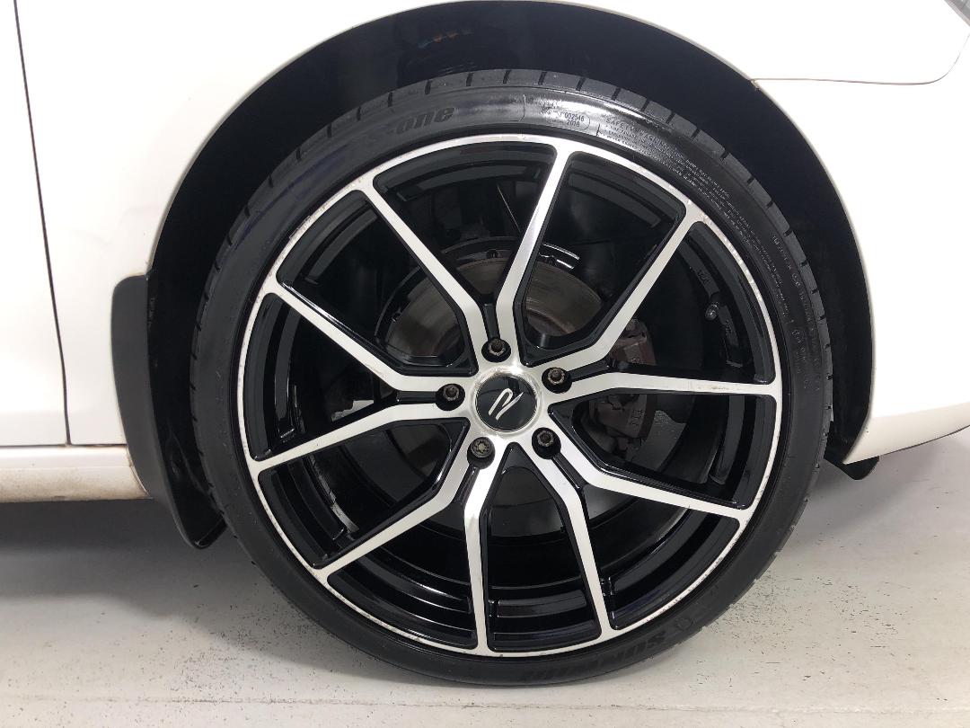 Photo '9' of Volkswagen Golf Photo '9' of Volkswagen Golf