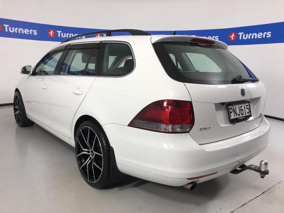 Photo '5' of Volkswagen Golf Photo '5' of Volkswagen Golf