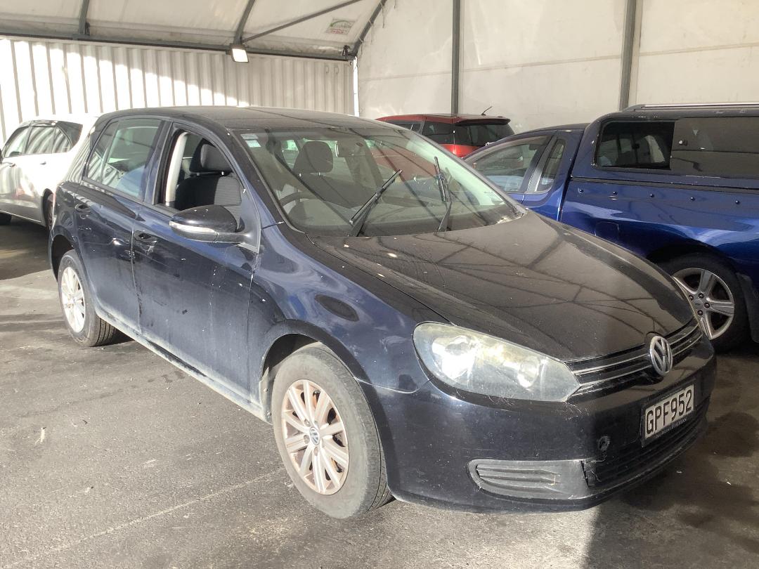 Photo '2' of Volkswagen Golf TSI 90KW