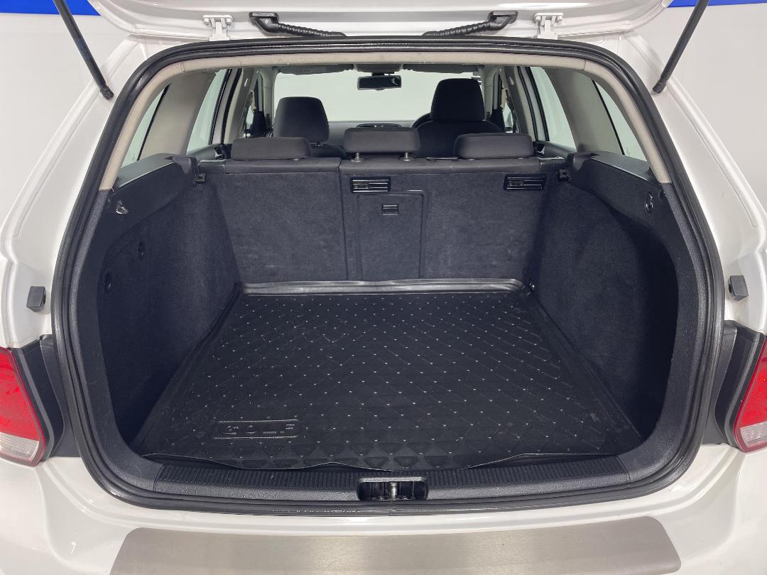 Photo '14' of Volkswagen Golf