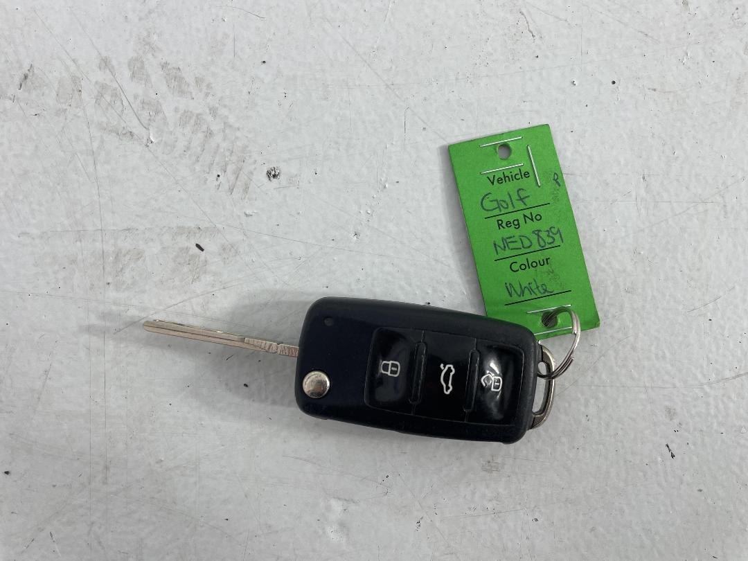 Photo '22' of Volkswagen Golf