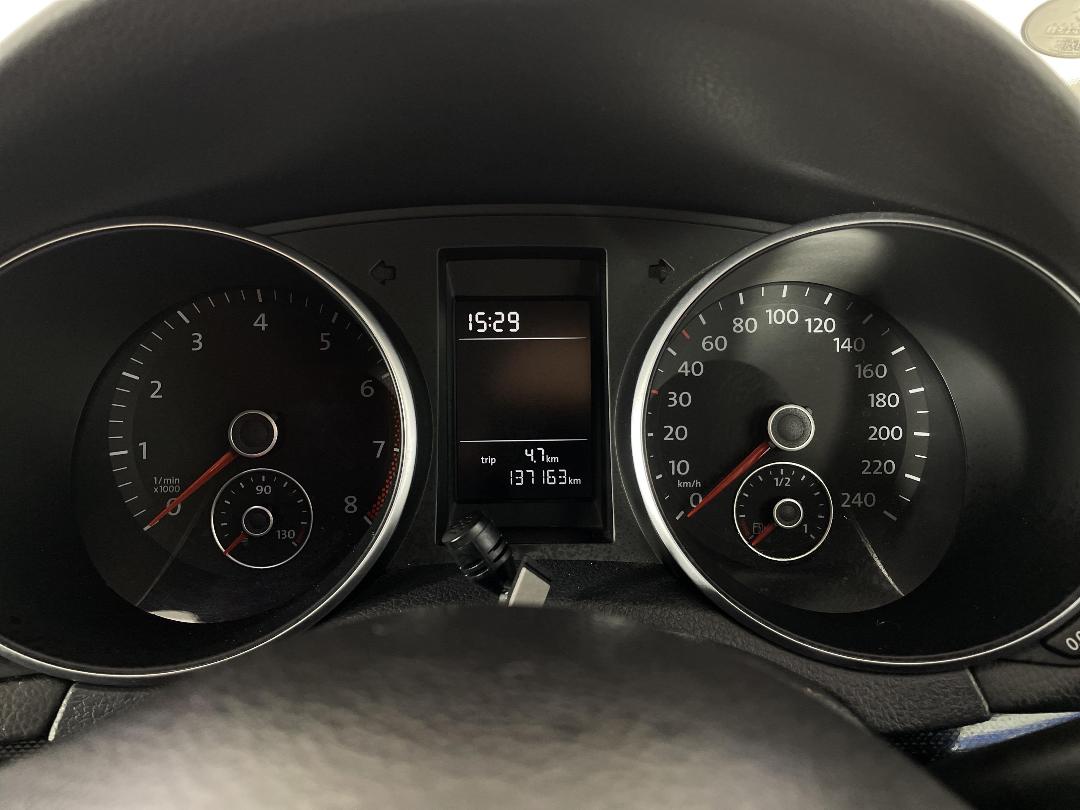 Photo '21' of Volkswagen Golf