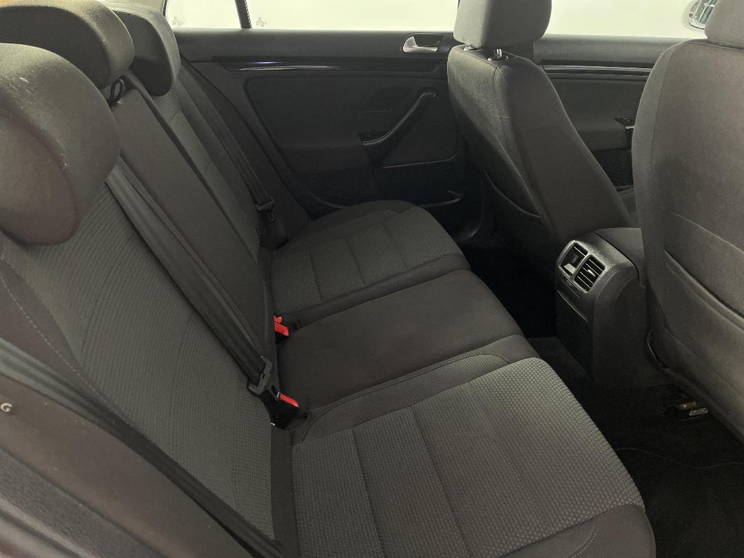 Photo '20' of Volkswagen Golf