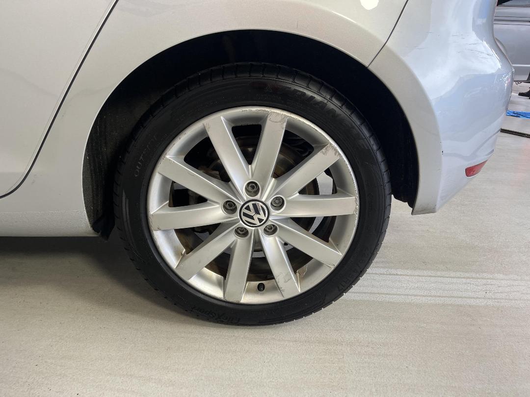 Photo '11' of Volkswagen Golf