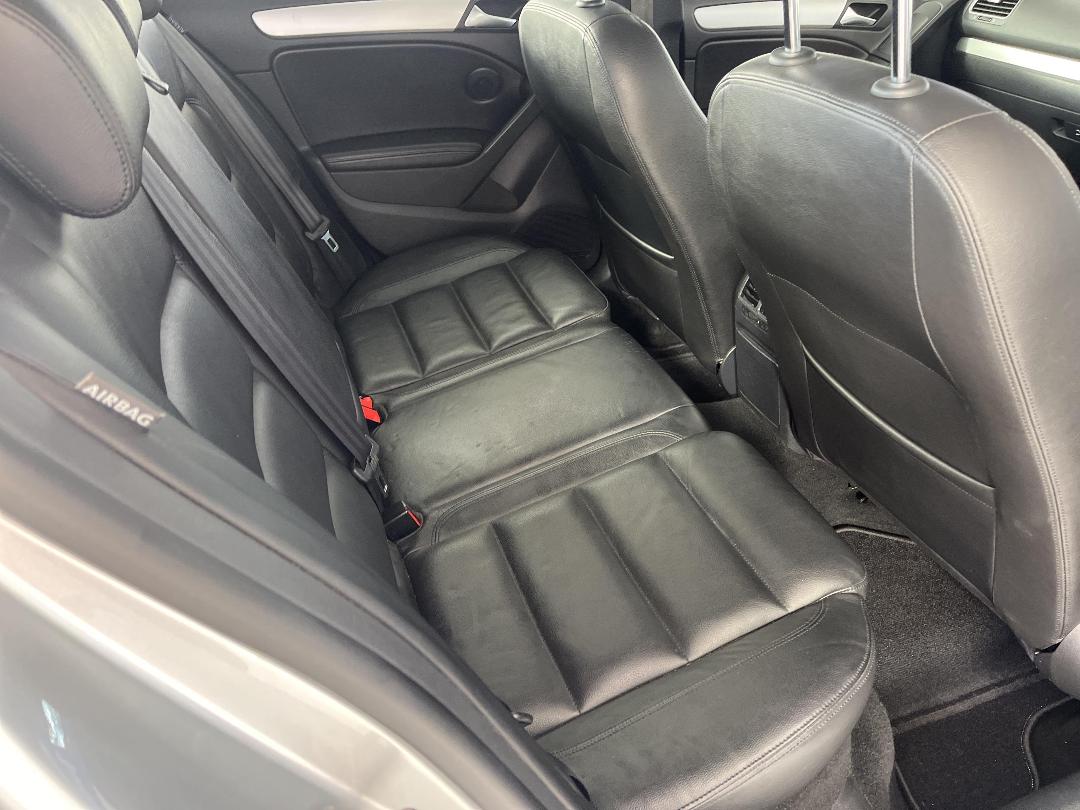 Photo '20' of Volkswagen Golf