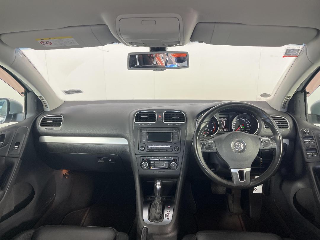 Photo '17' of Volkswagen Golf