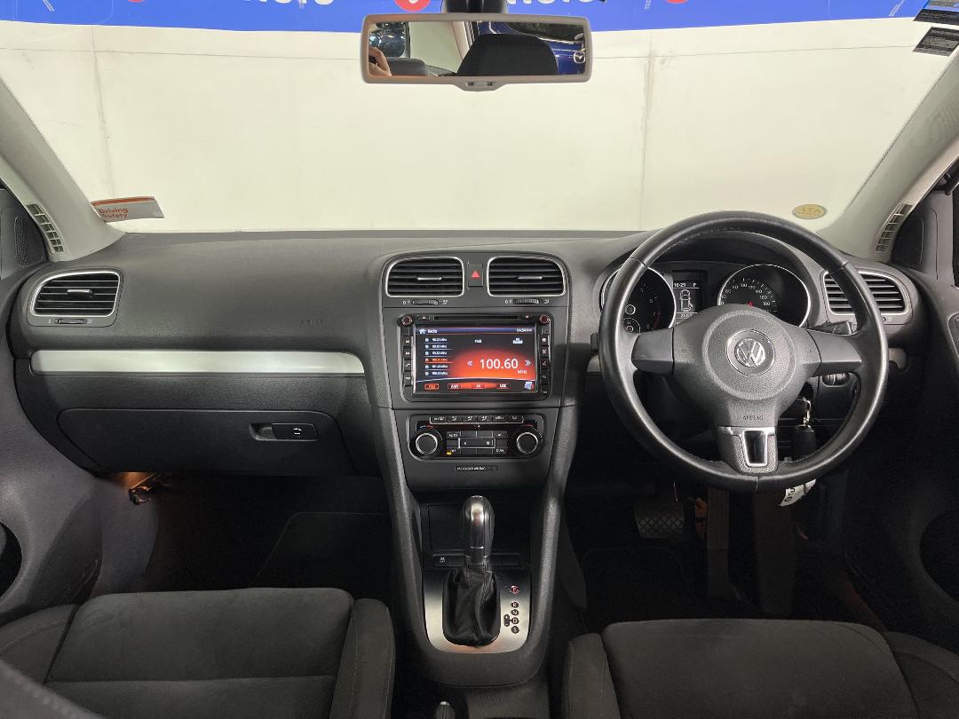 Photo '17' of Volkswagen Golf