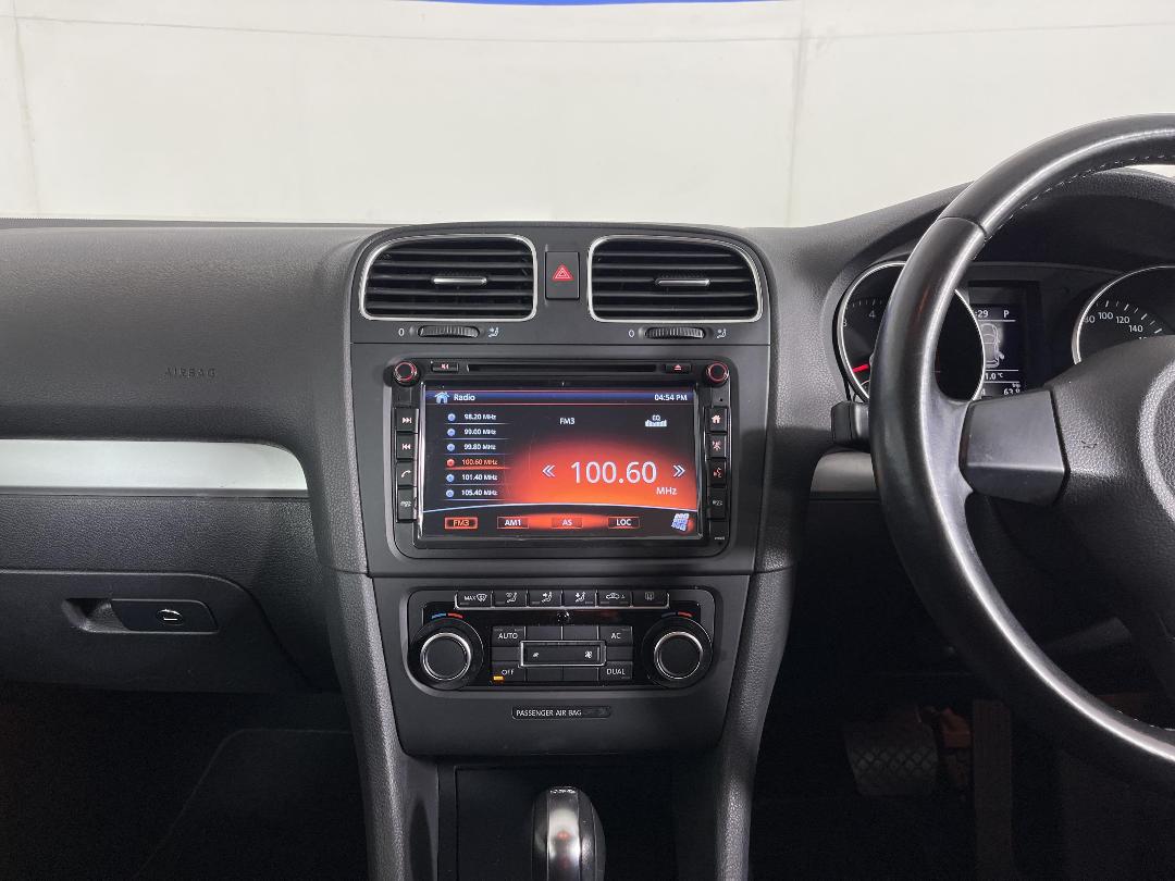 Photo '18' of Volkswagen Golf