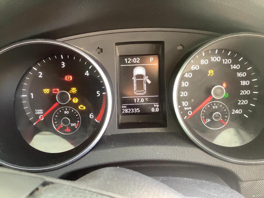 Photo '16' of Volkswagen Golf TDI 103KW