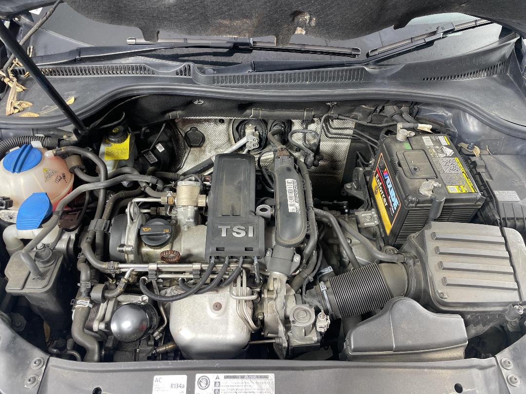 Photo '6' of Volkswagen Golf