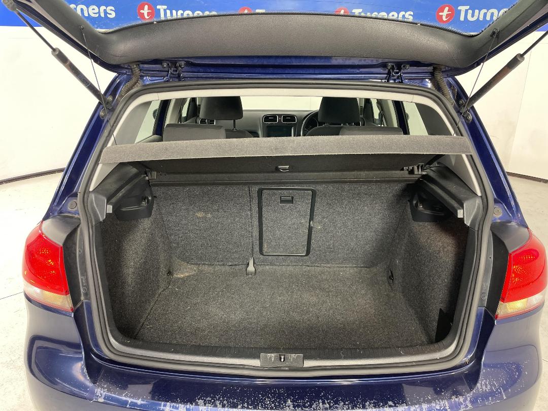 Photo '12' of Volkswagen Golf