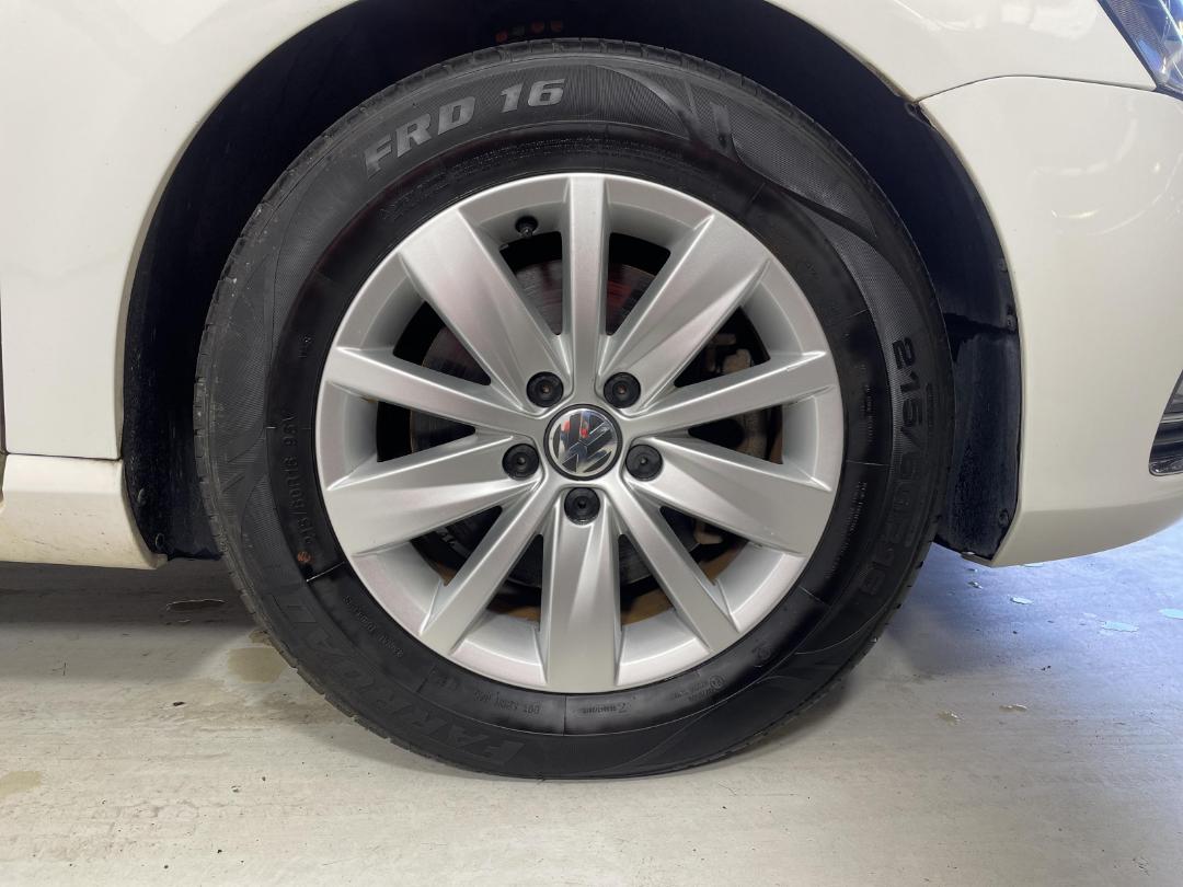 Photo '9' of Volkswagen Passat