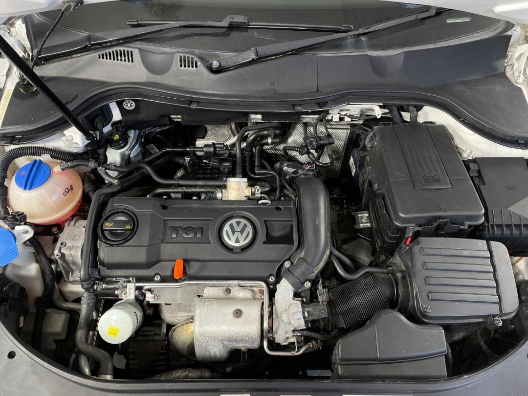 Photo '13' of Volkswagen Passat