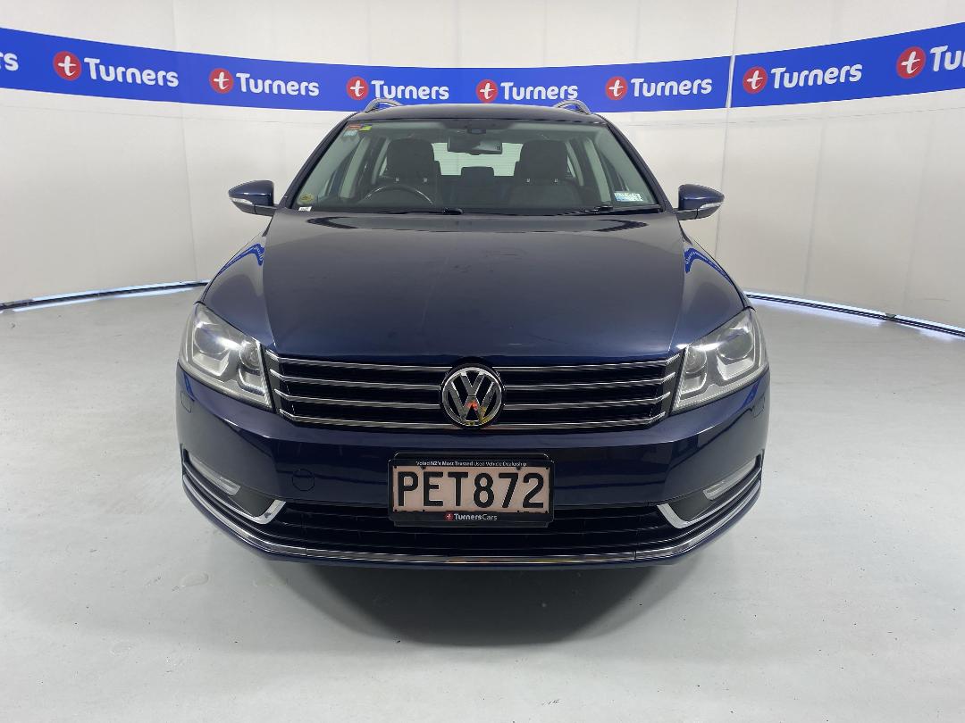 Photo '2' of Volkswagen Passat Photo '2' of Volkswagen Passat