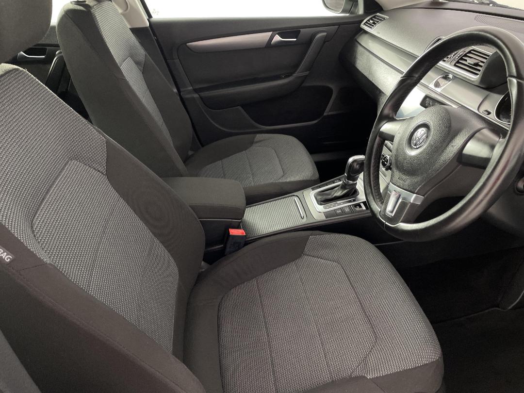 Photo '16' of Volkswagen Passat