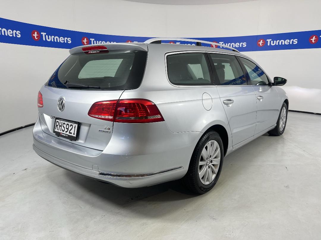 Photo '7' of Volkswagen Passat Photo '7' of Volkswagen Passat