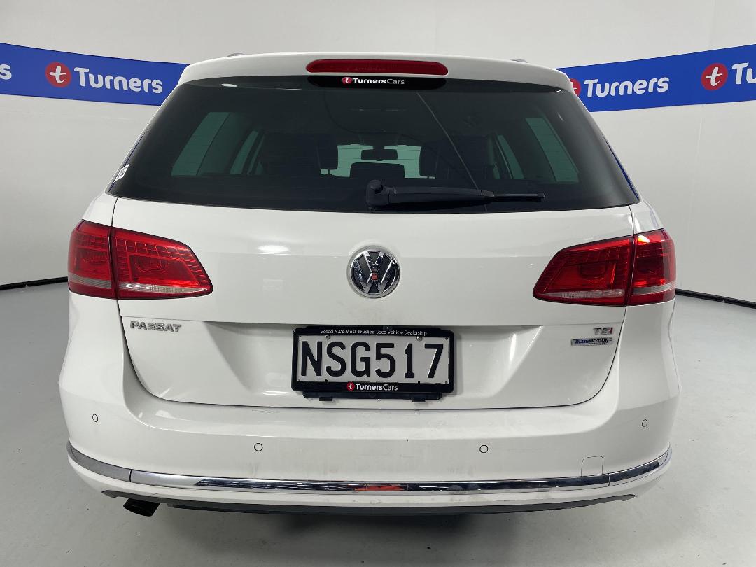 Photo '6' of Volkswagen Passat Photo '6' of Volkswagen Passat