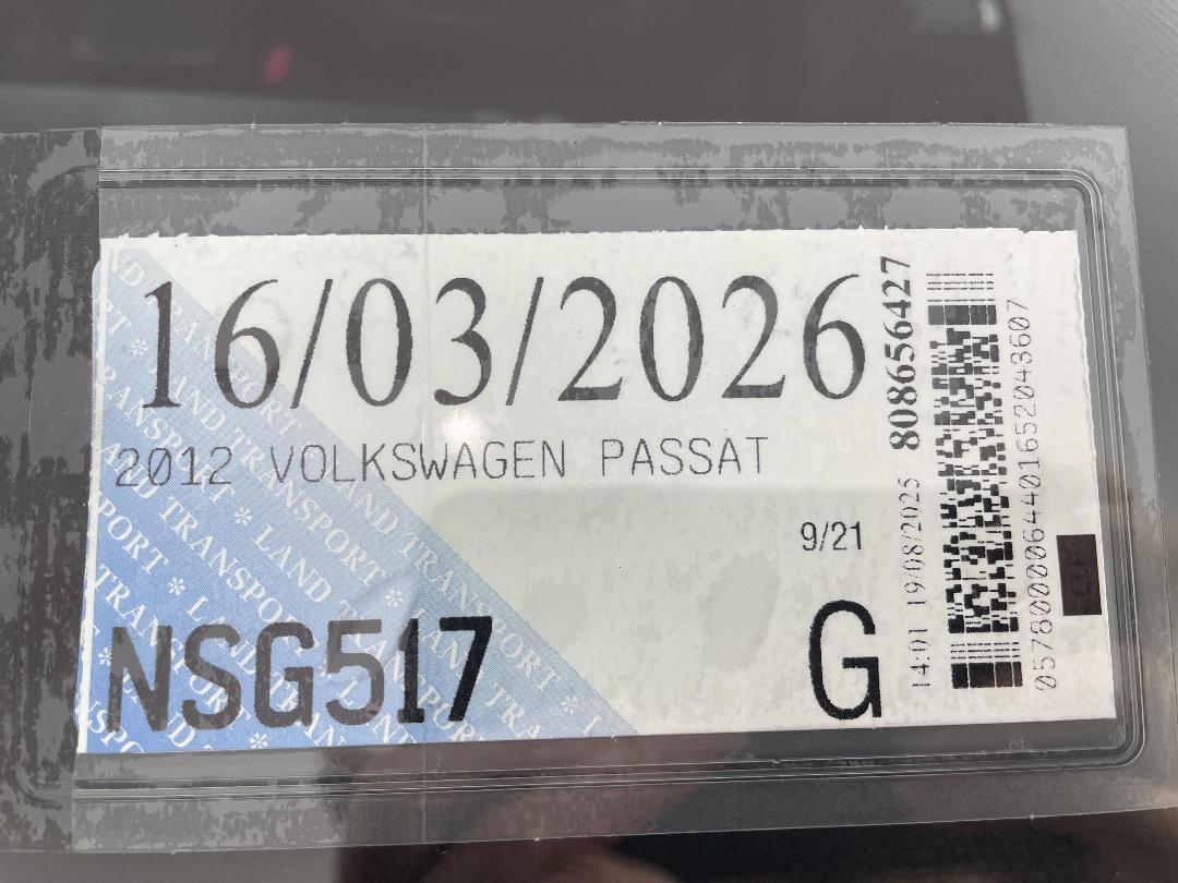 Photo '30' of Volkswagen Passat Photo '30' of Volkswagen Passat