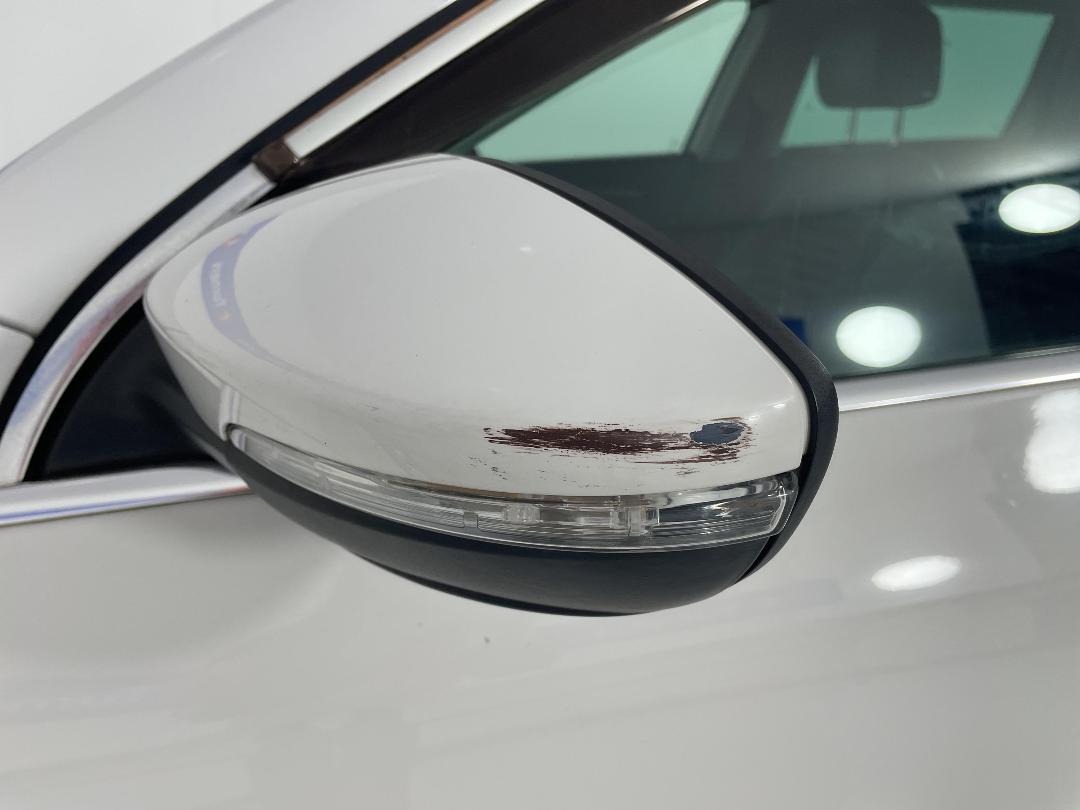 Photo '32' of Volkswagen Passat Photo '32' of Volkswagen Passat