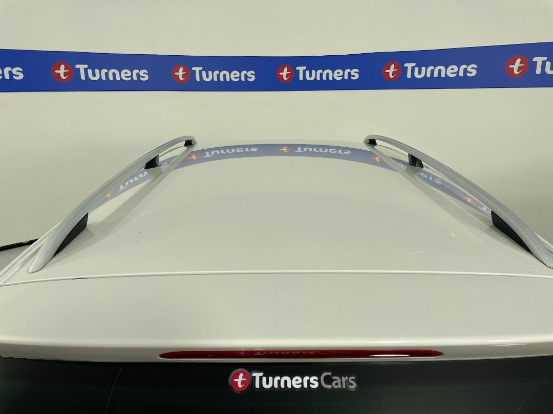 Photo '35' of Volkswagen Passat Photo '35' of Volkswagen Passat