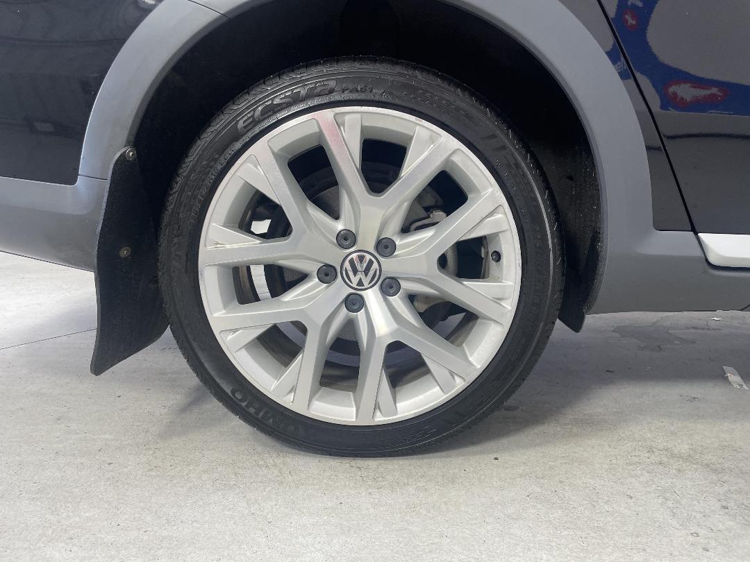 Photo '12' of Volkswagen Passat