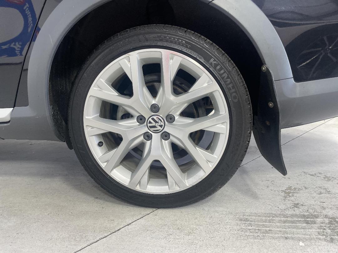 Photo '11' of Volkswagen Passat