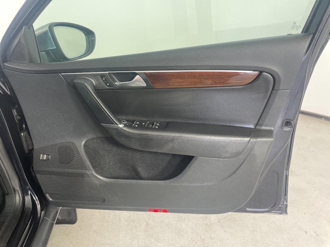 Photo '15' of Volkswagen Passat