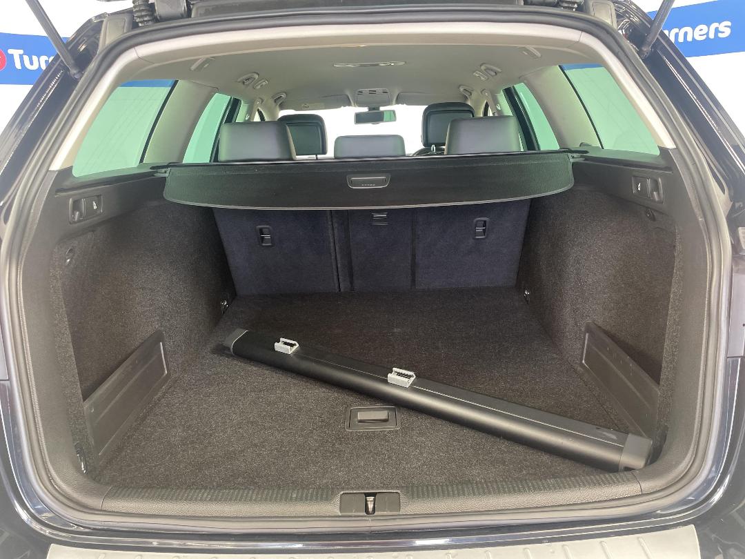 Photo '14' of Volkswagen Passat