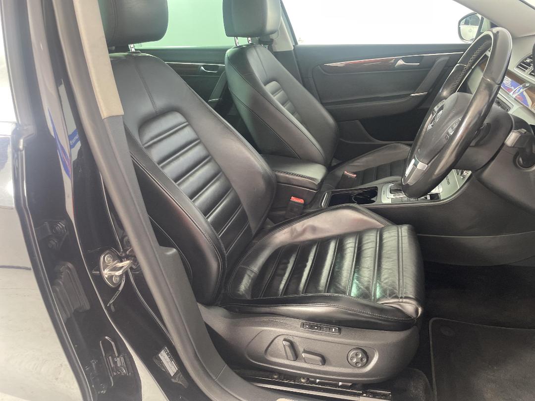 Photo '16' of Volkswagen Passat