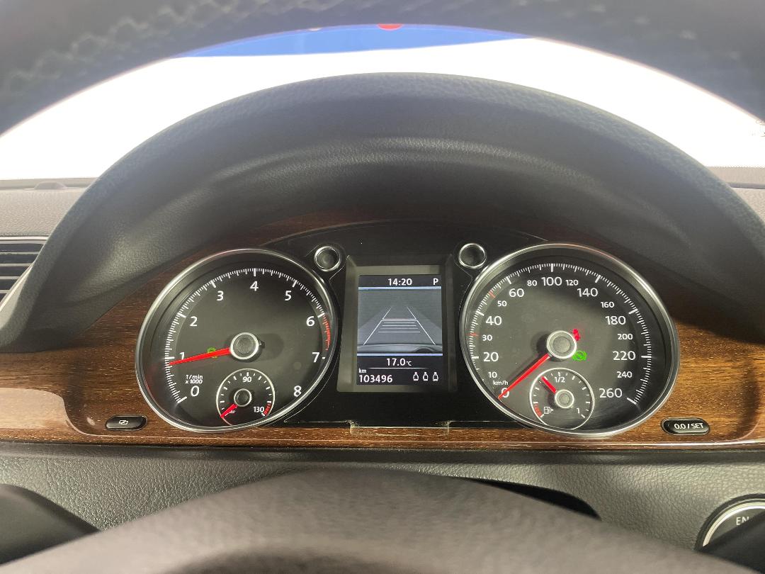 Photo '21' of Volkswagen Passat