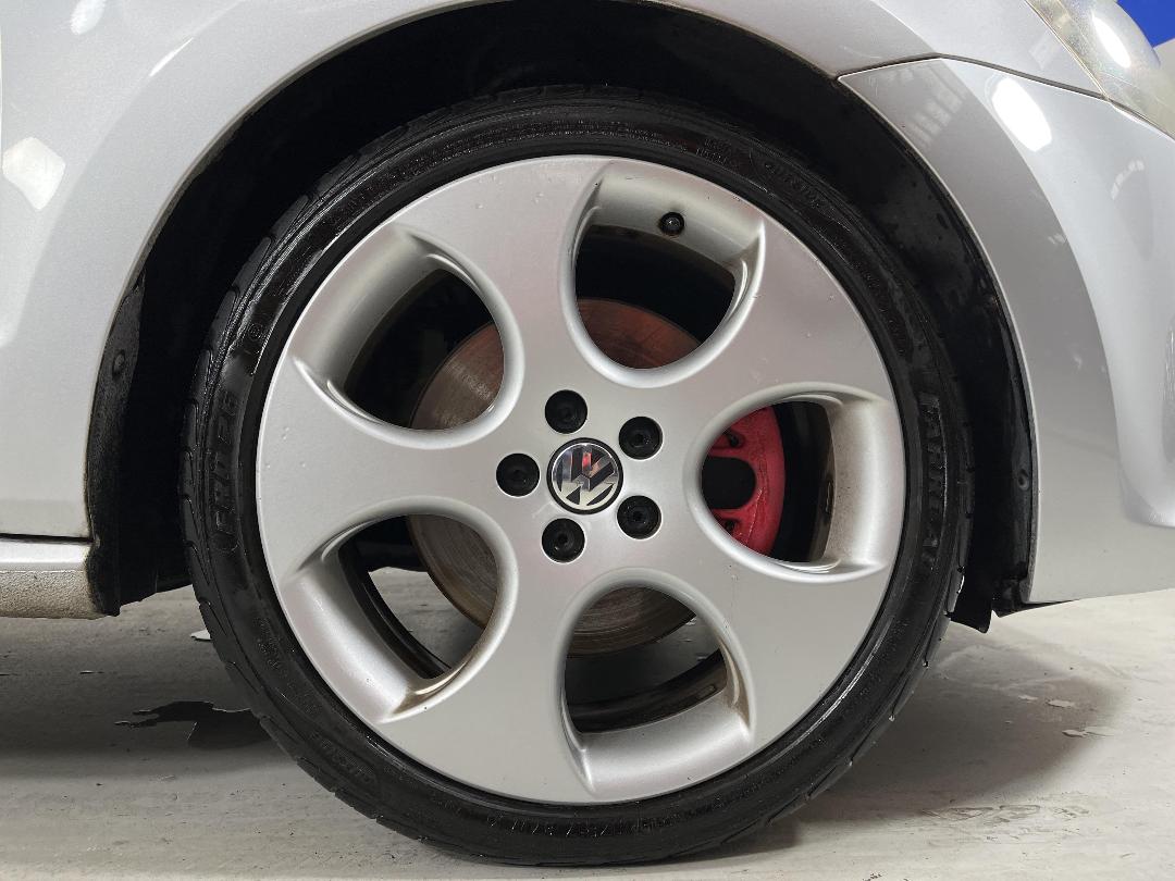 Photo '9' of Volkswagen Polo Photo '9' of Volkswagen Polo