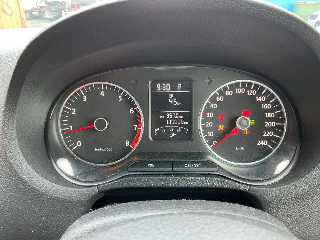 Photo '12' of Volkswagen Polo 63KW