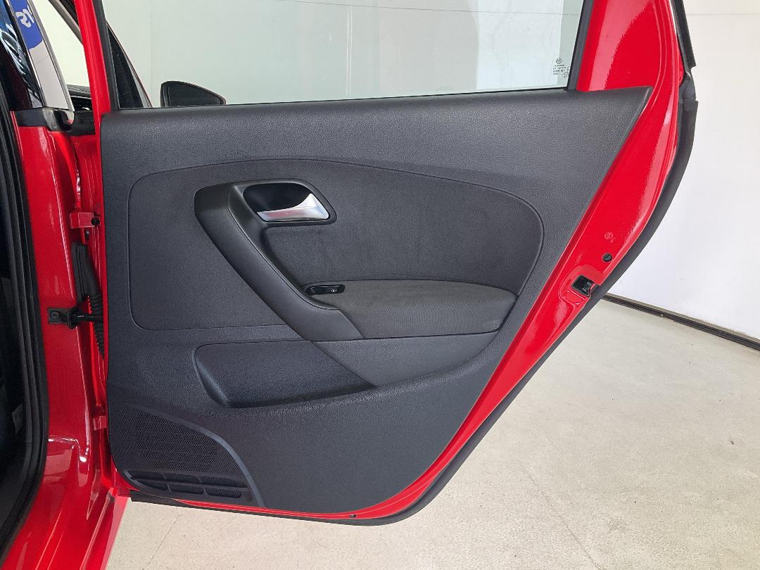 Photo '19' of Volkswagen Polo