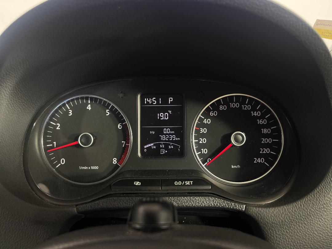 Photo '21' of Volkswagen Polo