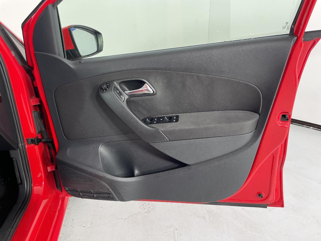 Photo '15' of Volkswagen Polo