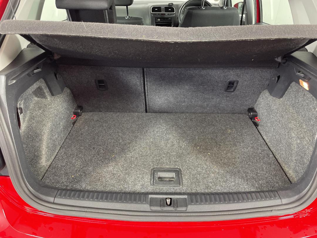 Photo '14' of Volkswagen Polo