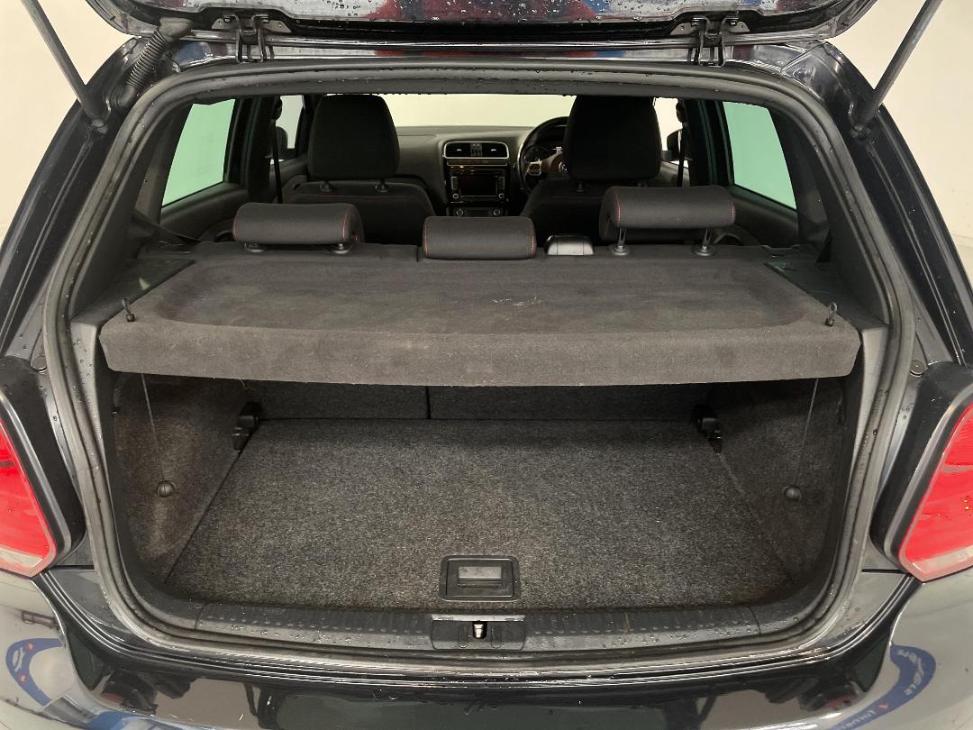 Photo '14' of Volkswagen Polo