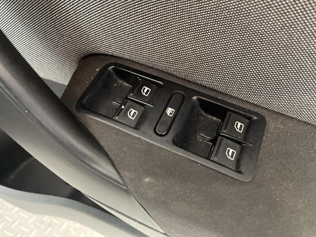 Photo '23' of Volkswagen Polo