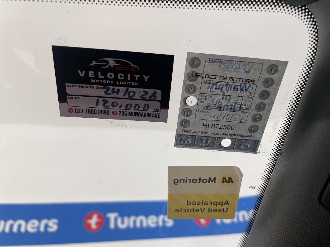 Photo '32' of Volkswagen Polo