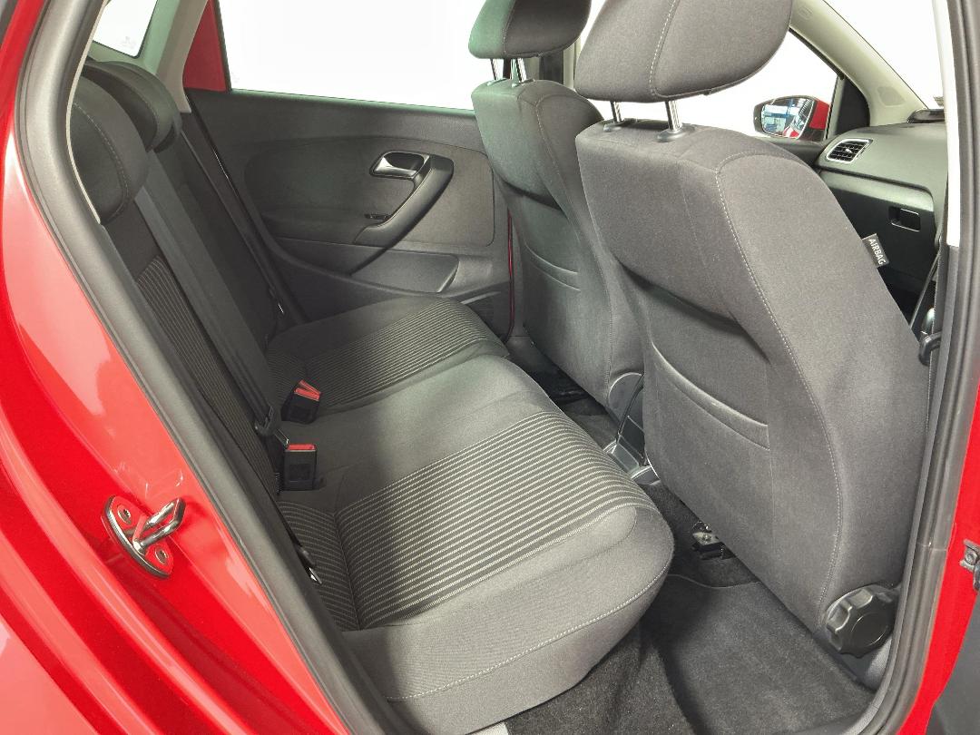 Photo '20' of Volkswagen Polo Photo '20' of Volkswagen Polo