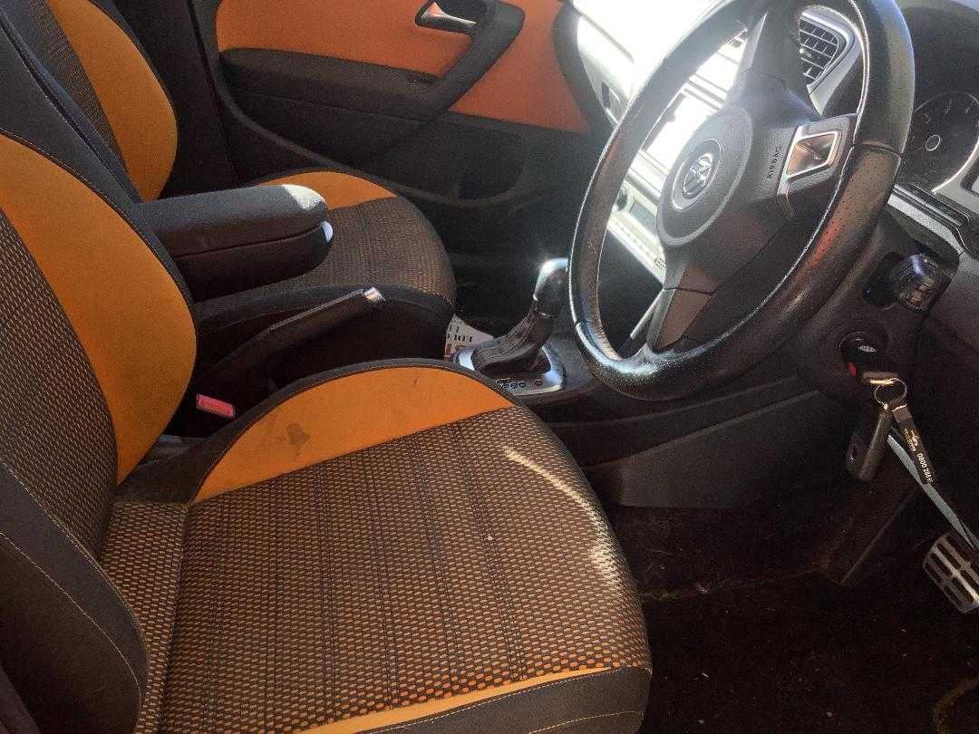 Photo '13' of Volkswagen Polo Photo '13' of Volkswagen Polo