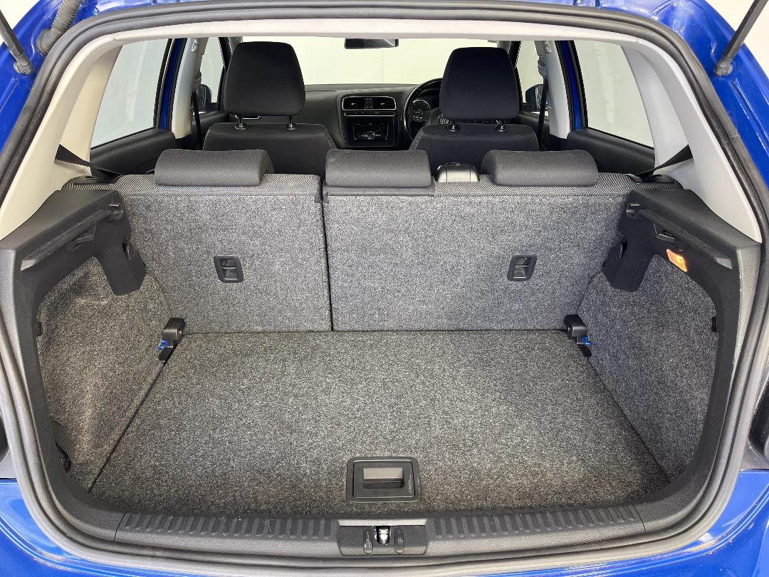 Photo '14' of Volkswagen Polo Photo '14' of Volkswagen Polo