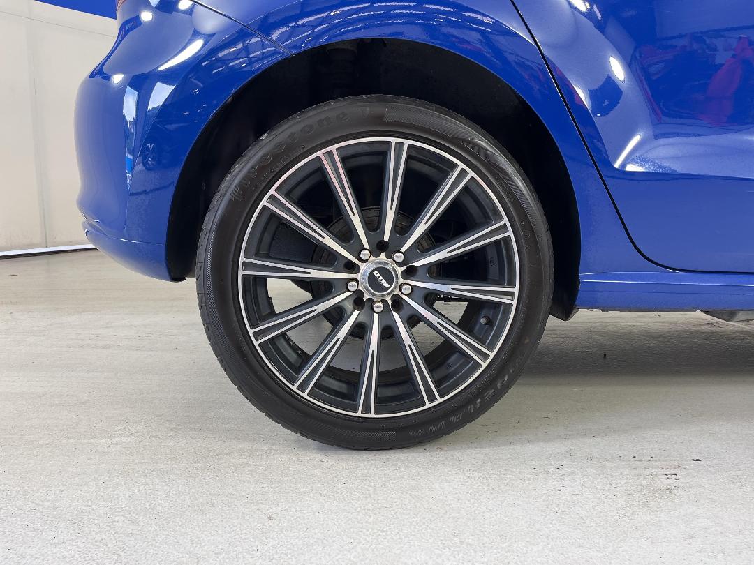 Photo '12' of Volkswagen Polo Photo '12' of Volkswagen Polo