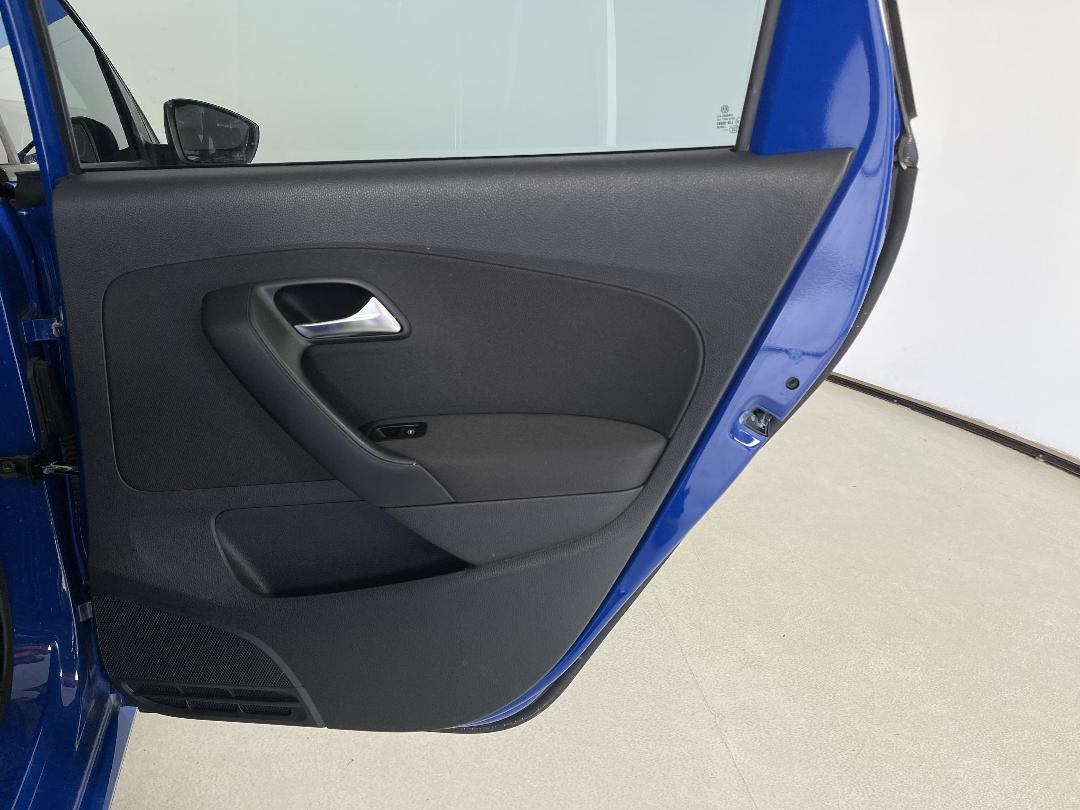 Photo '19' of Volkswagen Polo Photo '19' of Volkswagen Polo